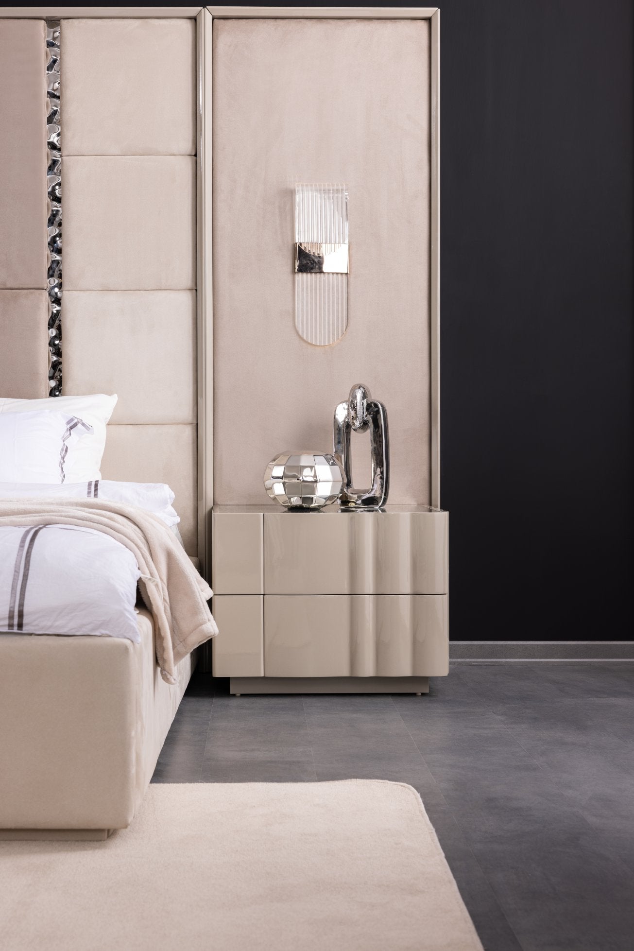 BUGATTI Nightstand