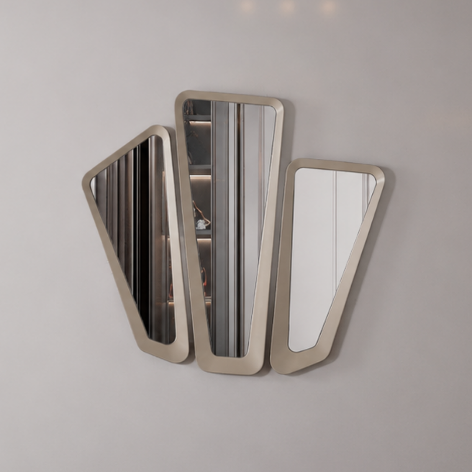 HERA Console Mirror