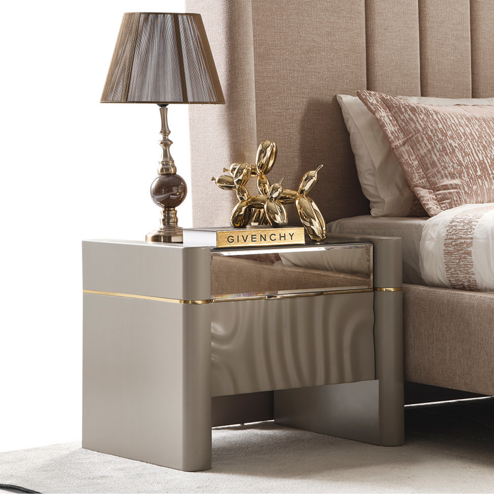 HERA Nightstand