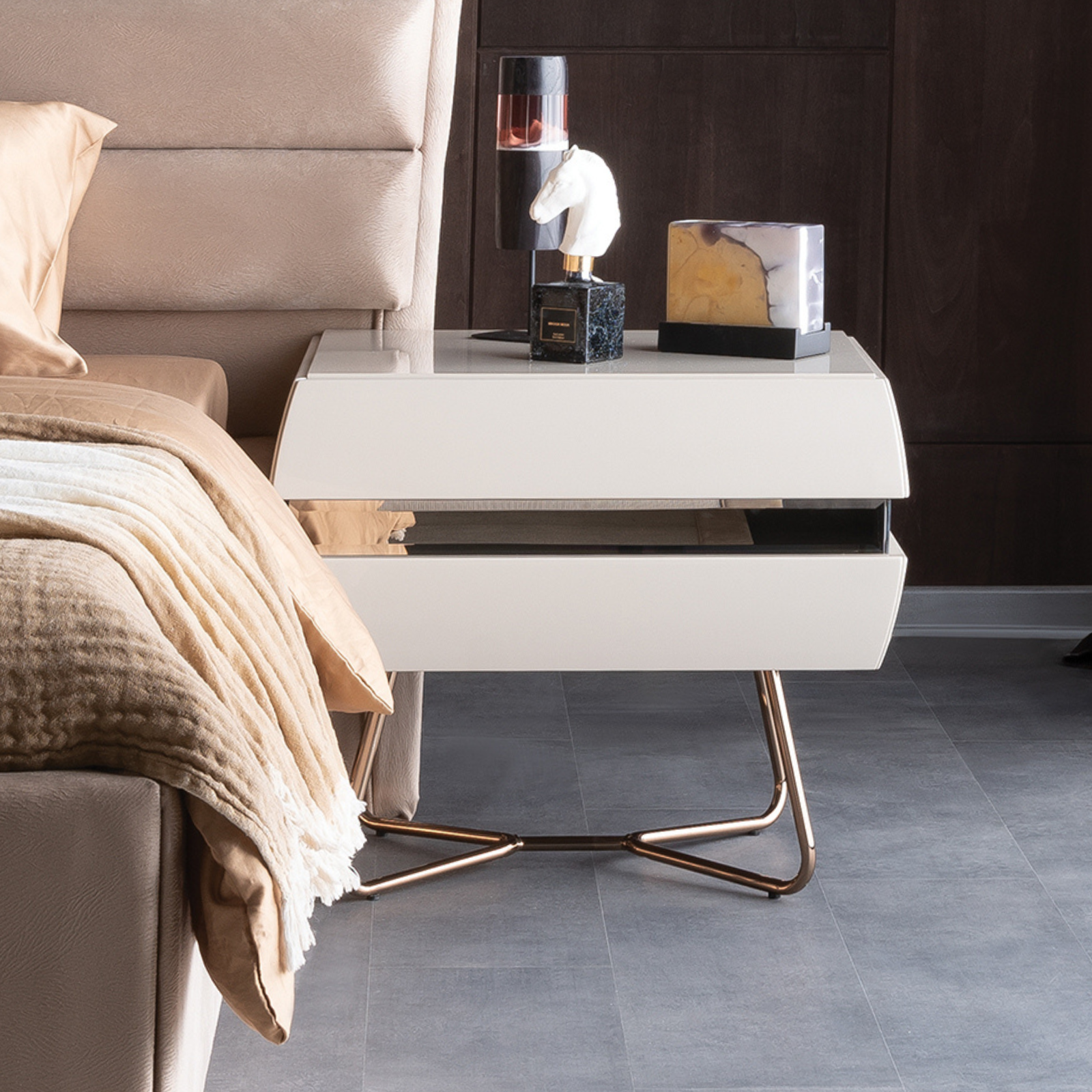 LORENZO Nightstand