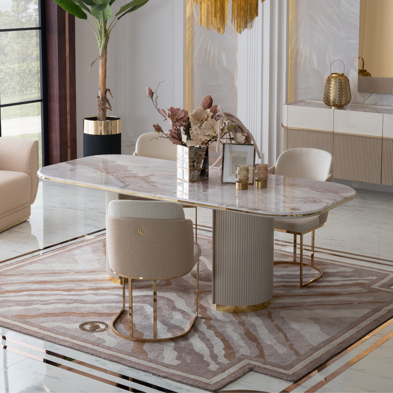 OSCAR Dining Table