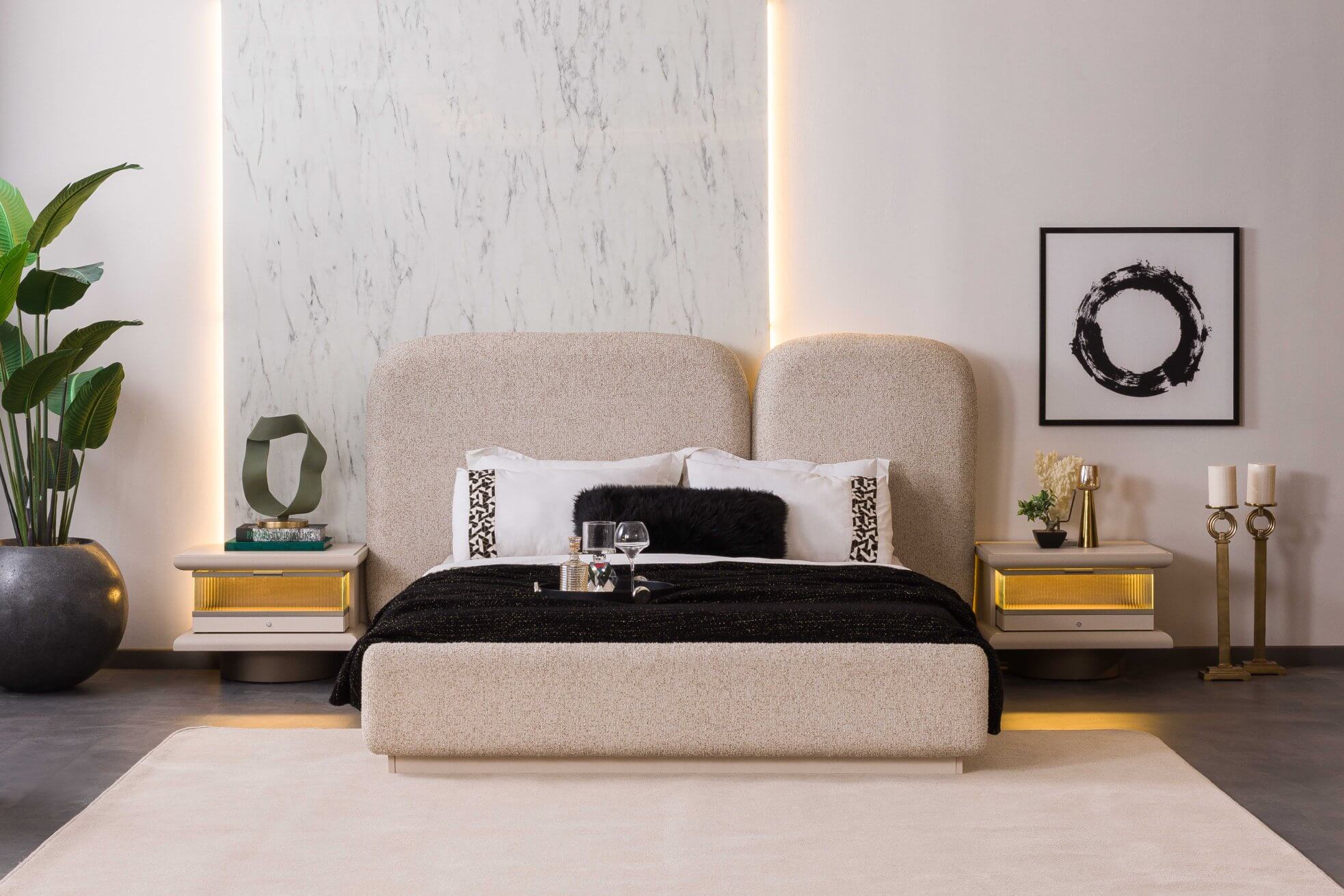 BUGATTI Pouf W. Leaning